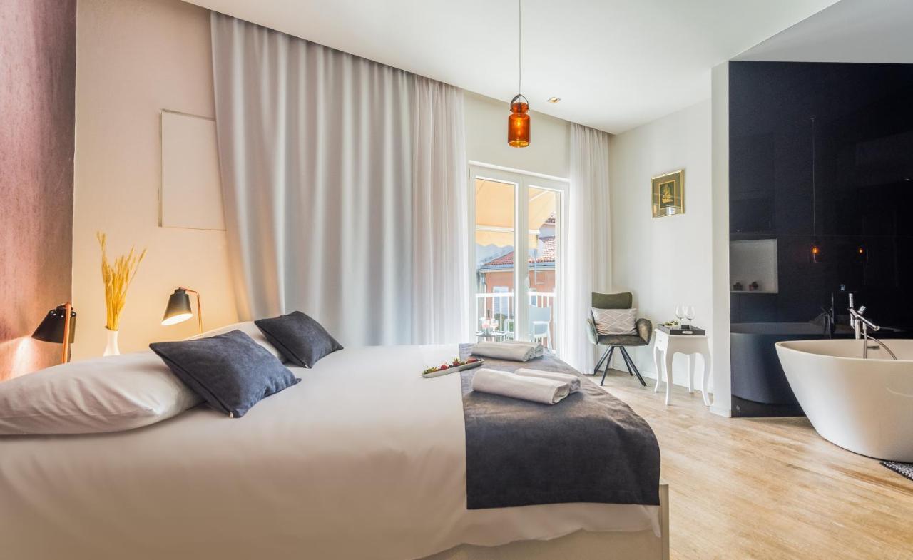 In Old Town By Belmont Realty 4* Zara